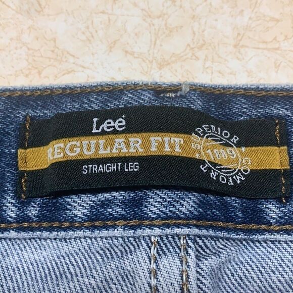 Lee Reg Fit/Straight Leg Jeans Sz 38/34 - Picture 4 of 5
